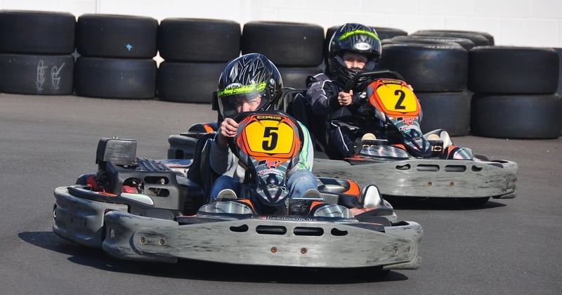 Pourquoi le réglage de l’assise du kart est crucial pour les virages
