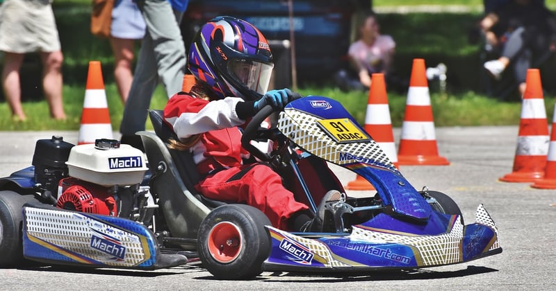 Guide taille des casques karting pour enfant mesurer correctement