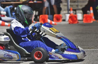 Karting professionnel : passer au niveau supérieur en 2026 avec ces astuces clés